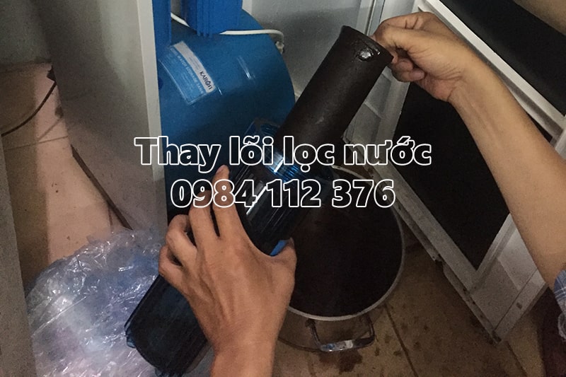 Thay lõi lọc nước giá tốt